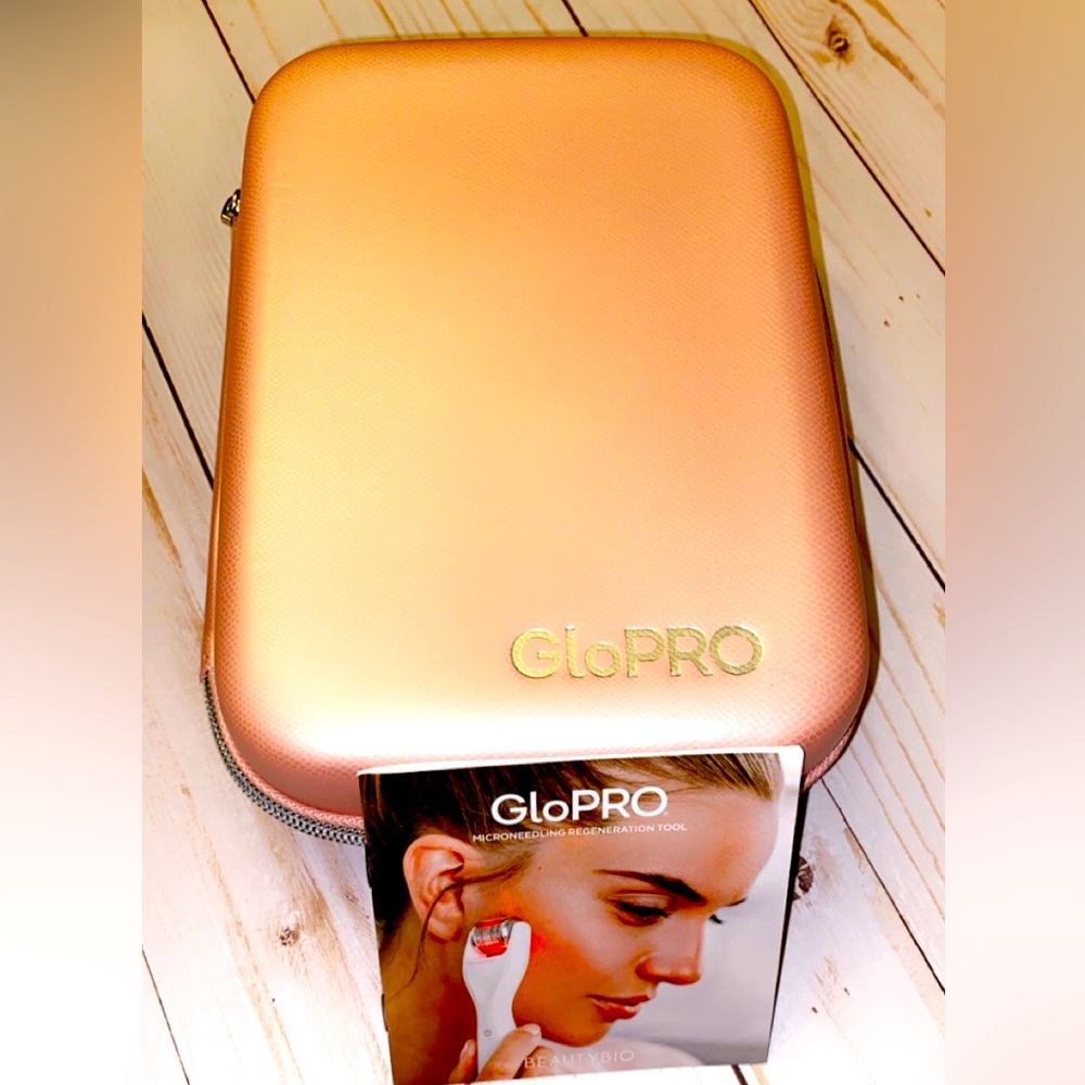 GloPRO Facial Microneedling Set